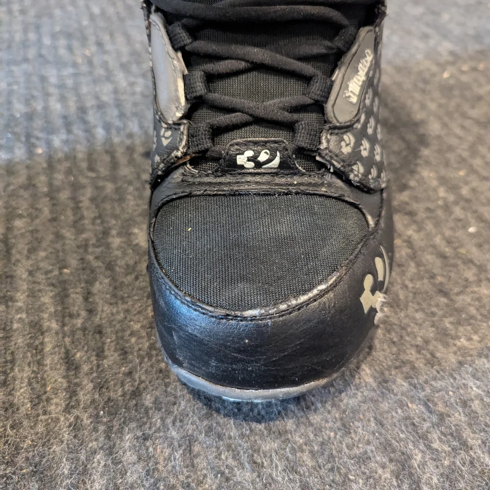 Thirty two leashed snowboarding boots - Picture 5 of 13